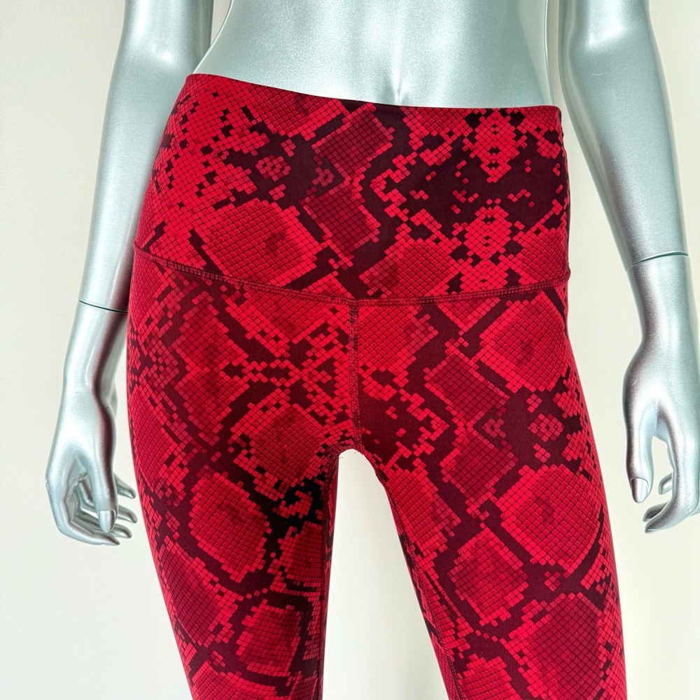 Lululemon Athletica women leggings size 4 US - Picture 2 of 7